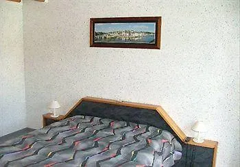 Les Dineux Village 3*